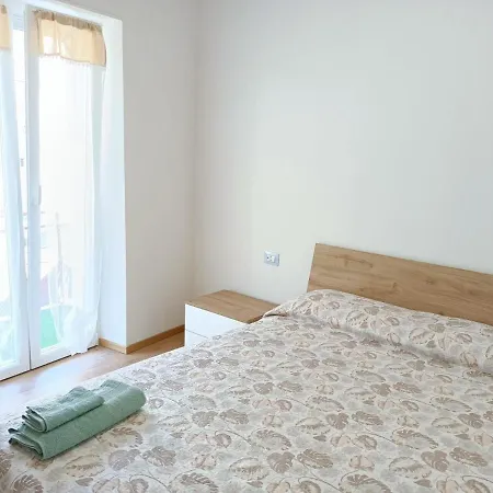 Holiday home And Mountains Valtellina *